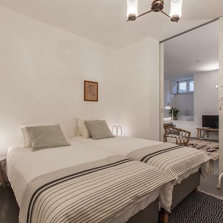 Renovated Apart With Private Courtyard, By Timecooler Lisboa Dış mekan fotoğraf