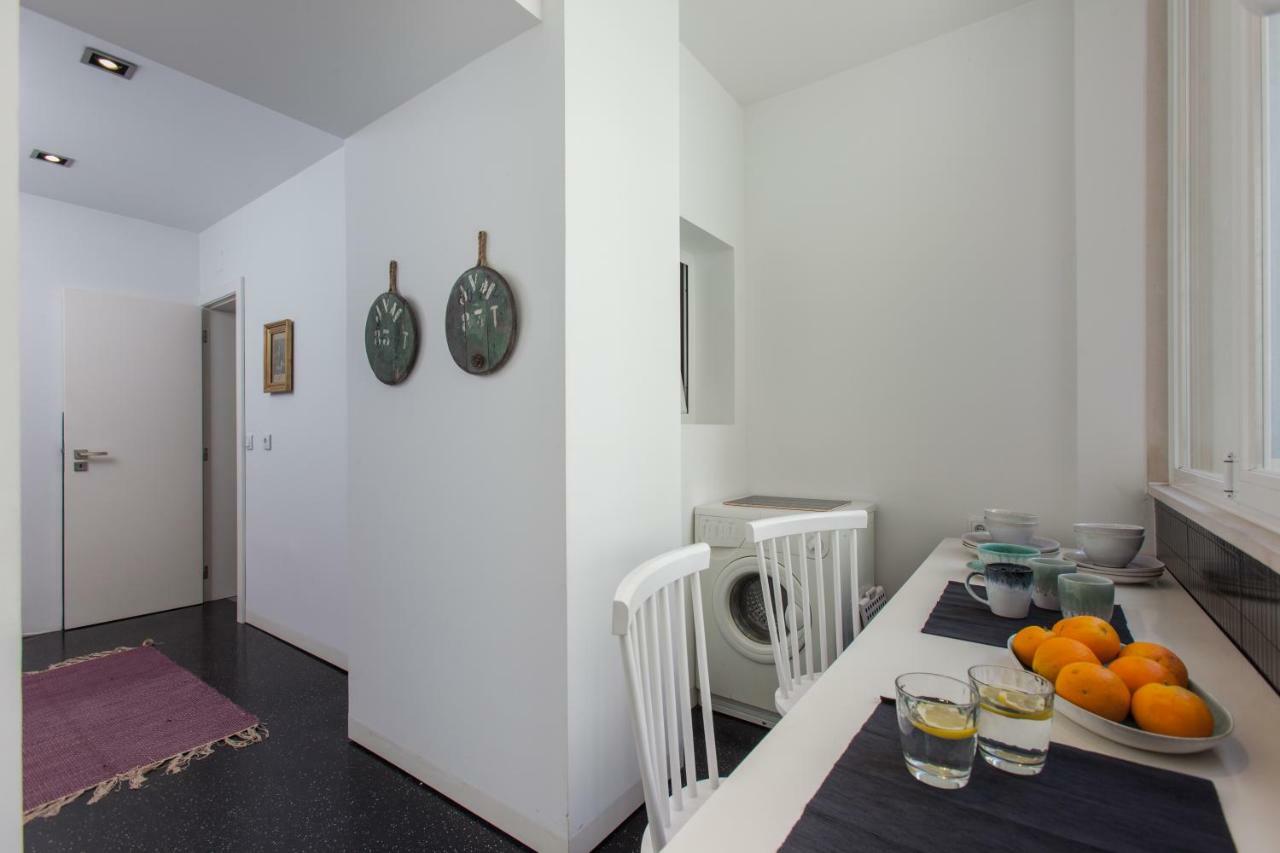 Renovated Apart With Private Courtyard, By Timecooler Lisboa Dış mekan fotoğraf